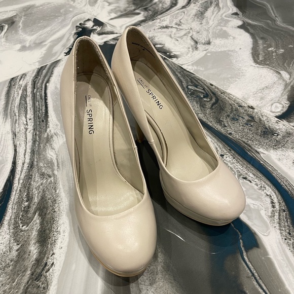 Cream Platform Pumps - Picture 1 of 6